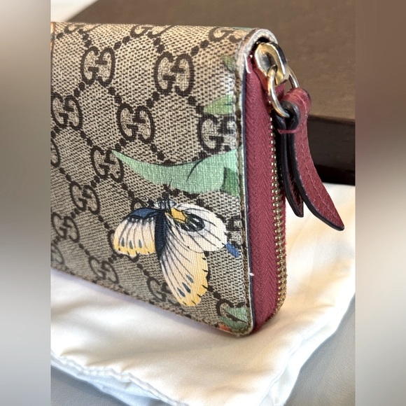 Gucci Tian GG Supreme Zip Around Wallet - Picture 7 of 8